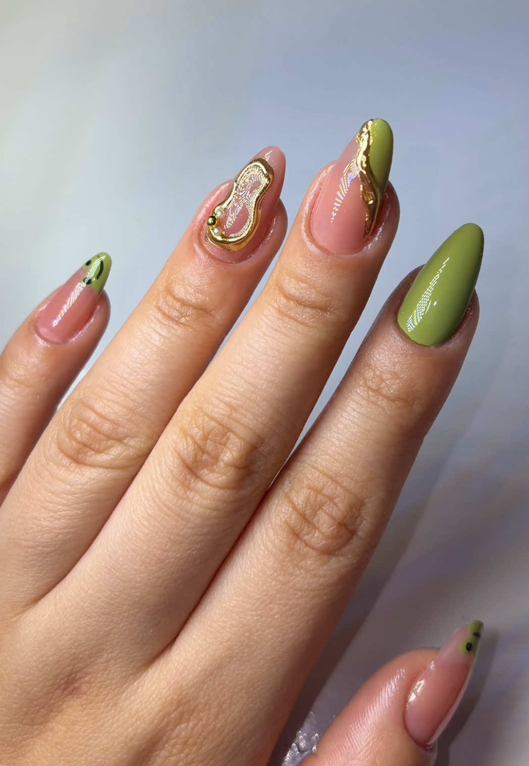 Respondendo a @Allvesz_ inspiração da princesa Tiana👸🏽🐸🫶🏻 Decoração laço e flores 8T6DF1-ARVJ @Mercado Livre  #nail #tiana #nailart #MeusFavsDoMercadoLivre #MercadoLivre