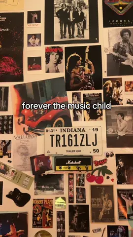 music is my life 🎸❤️‍🔥 #music #roomaesthetic #posters #80smusic #fyp 