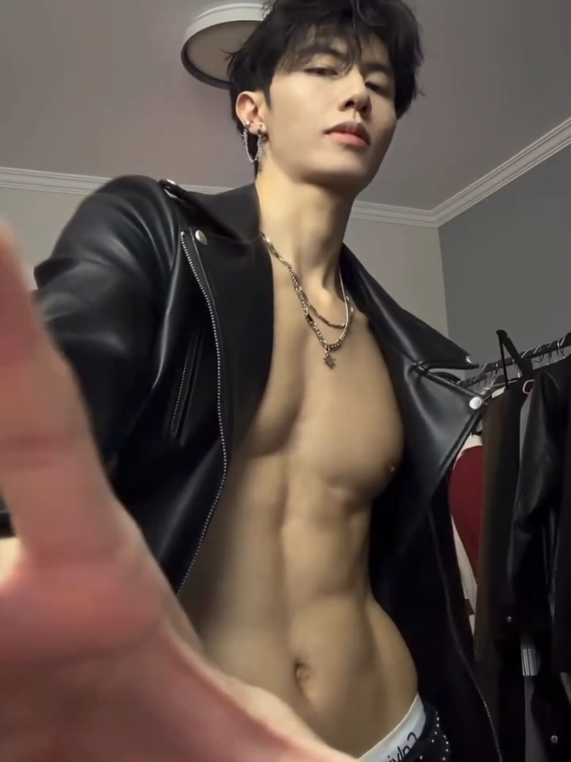 #英俊的 #chineseboy #douyin #coolboy #trenddance 