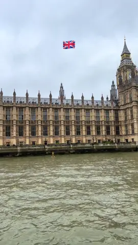 #UK #london 🇬🇧🇬🇧