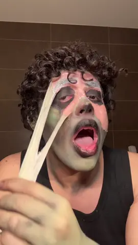 removendo maquiagem… dessa vez com @Caudalie a maioral do skincare💜✨  os produtos vocês encontram no site e lojas de @Sephora Brasil  *publi