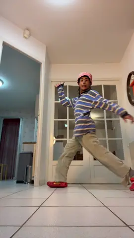 Had to teach bro how we do it in 🇭🇹 @Hugo Hilaire 