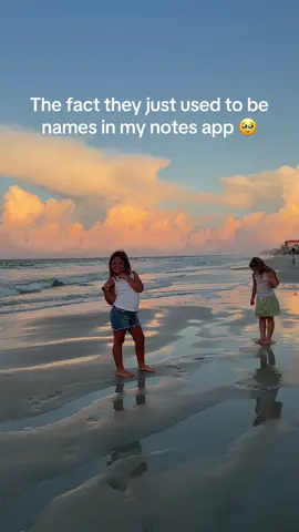 My girls 🤍  #moms #myloves #mybabies #girlmom #sisters 