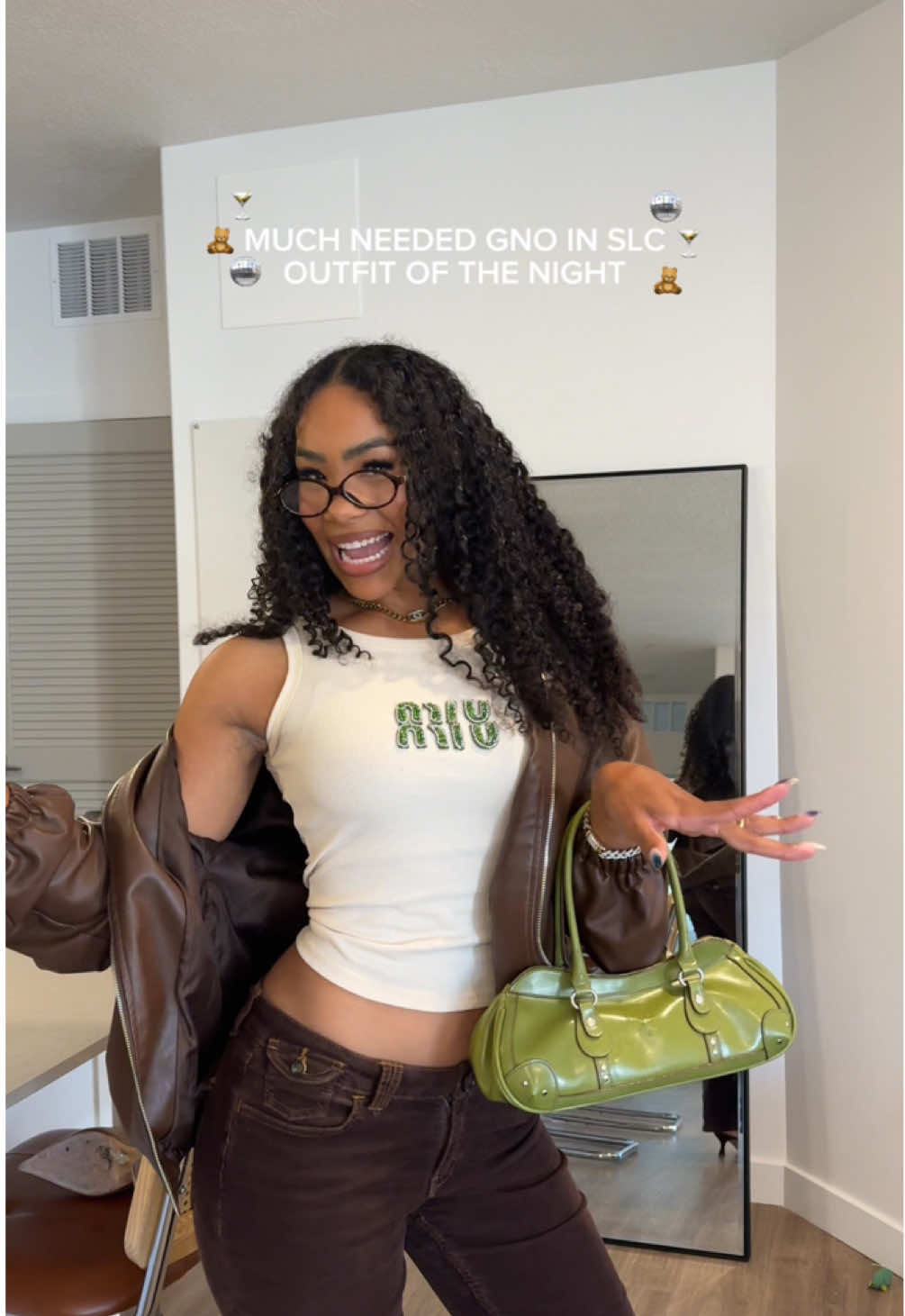 I know long distance will be worth it in the end but in the meantime GNOs are saving the day!  Fall outfit. Fall girls night out. Fall girls night out outfit. Fall out inspo. Fall ootd.   #girlsnightout #falloutfits #falloutfitinspo #longdistancerelationship 