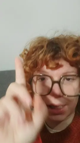 Je ne serai jamais pas écoeuré par la réaction des gens fassent à ce genre d'histoire. Ce n'est pas un drama tiktok, c'est grave, on parle pas de qui va récupérer la multipla, mais bien d'une jeune femme en détresse après avoir eu peur pour sa vie