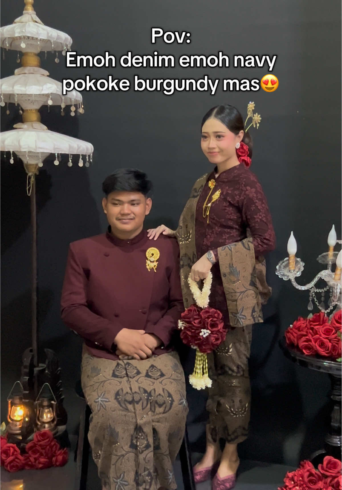 Paket prewedding lengkap include makeup, kostum, studio Bebas pilih kostum Attire lengkap Bisa hijab / hairdo  Info pricelist & reservasi bisa langsung cp admin dibio ya kak Lokasi kudus #syahida #syahidamakeup #syahidamakeupkudus #syahidastudiophotograpy #preweddingkudus 
