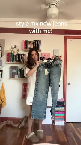 bdg kayla jeans!! #fitcheck #OOTD #grwm #getdressedwithme 