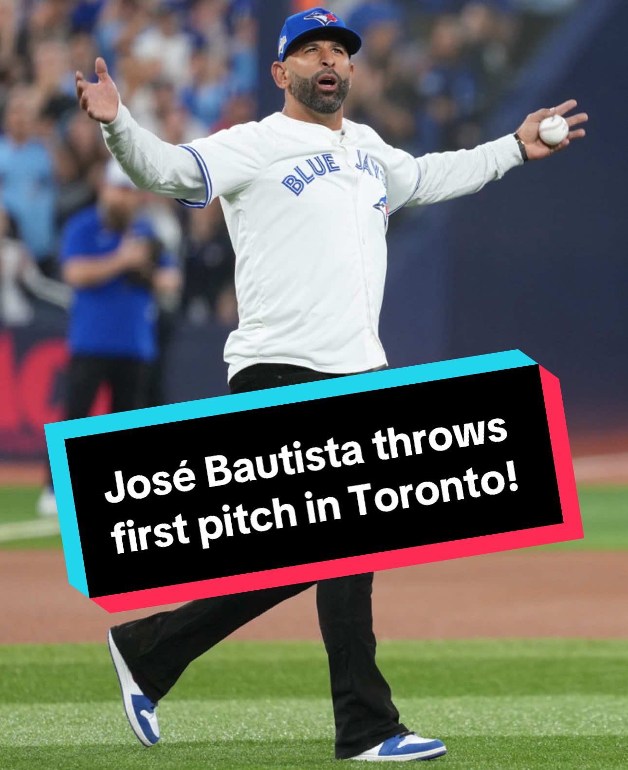 José Bautista got the Toronto Blue Jays crowd ready for ALCS Game 6! #MLB #baseball #postseason #BlueJays 