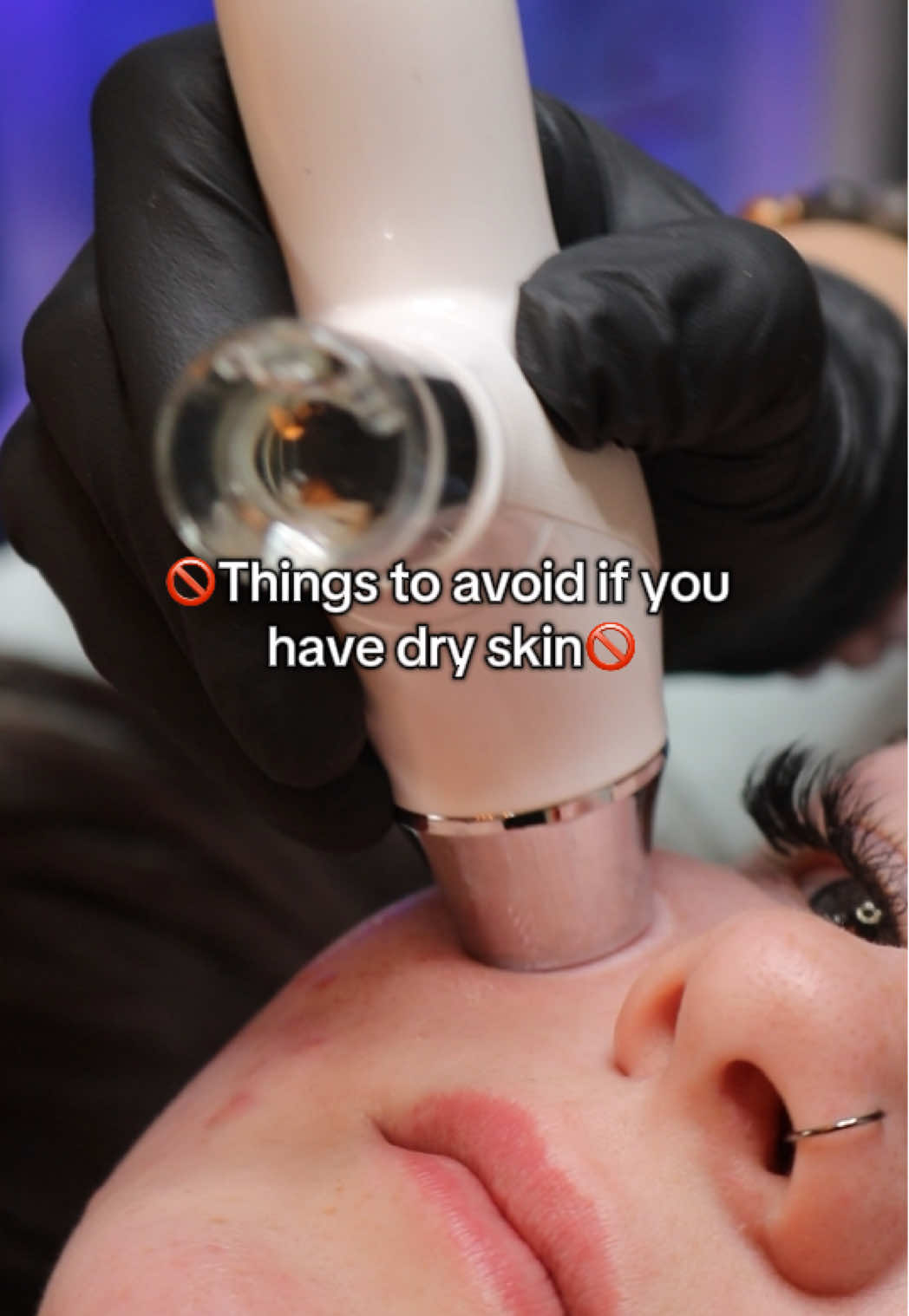 Dry skin can feel extra tight and flaky if you’re doing these things 😬 Small changes make a BIG difference! 🫧✨ . . . . . #dryskin #skincareroutine #skintips #utahfacials 
