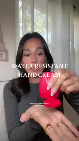 Soft, smooth, and refreshed hands — minus the grease. Perfect after every wash. 💅 Shop now & treat your hands! @ABI AMÉ  #handcare #softhands #moisturizingcream #beautyroutine #tiktokshopfinds 