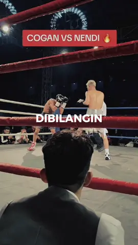 Prince Nendi berhasil menang TKO melawan King Cogan
