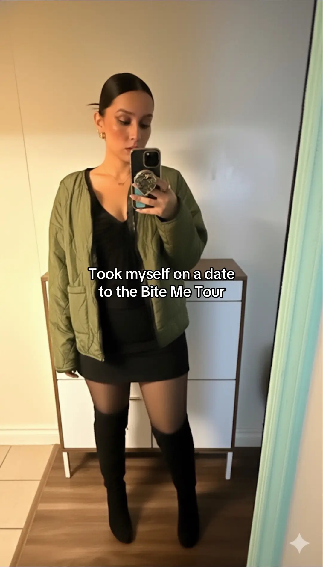 #reneerapp #bitemetour #sdsu #concertoutfit #solo  