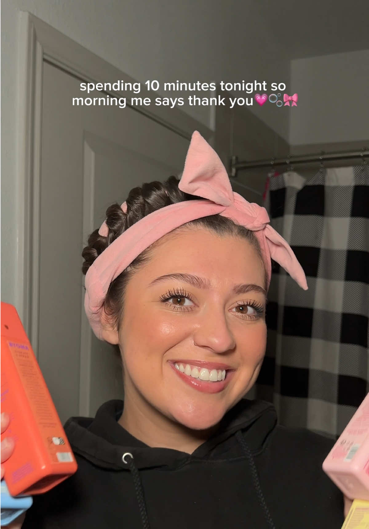 Your reminder to take your makeup off before bed tonight!!!💗🫶🏼🌸 @byoma #skincareroutine #skin #gurwm #byomaskincare #byoma 