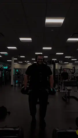 🦍  #GymLife #viral #trending #gorilla #chestday 