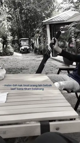 tired . 😕 #fyp  #friendship #xyczba 