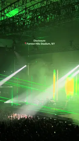I saw @Disclosure live 12 years ago, and last night I got to see them again during their last show of their North American tour 🫶🏼 #disclosure #forresthillsstadium 