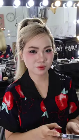 Khách thích Tone Make up thiên về doujin #makeuphonai #tonehongkhoi #makeupyếnnguyễn #makeuptainha #makeupdutiec 