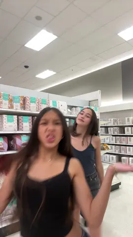 targett #3persondance#target#fillipino 