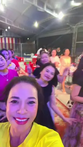 Chúc chị em xóm mình ngày lễ Thật vui vẻ ,xinh đẹp 🤩 #Vui20 /10