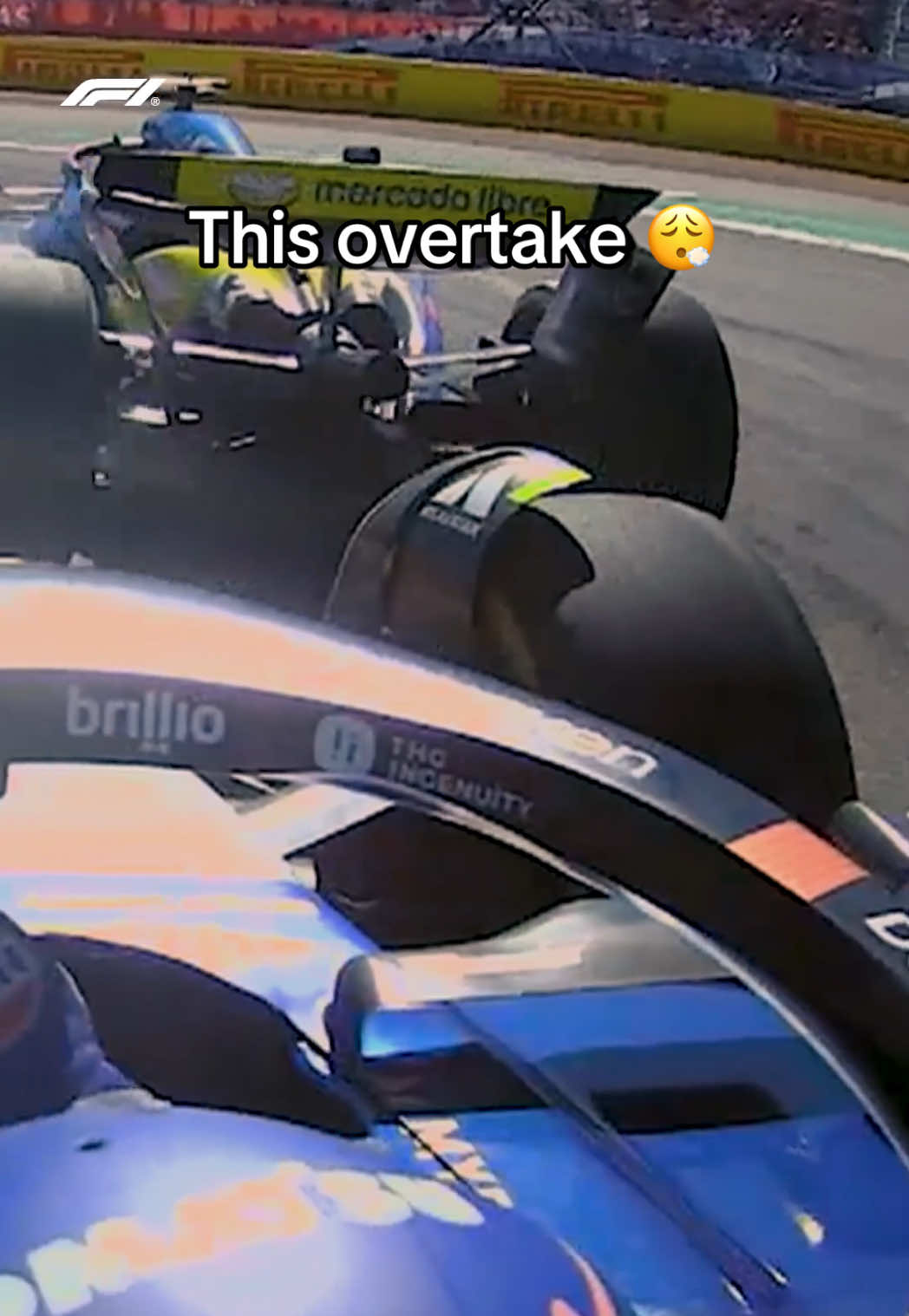 albon loves to lick the stamp and send ittttt 📩 #f1 #usgp #alexalbon #francocolapinto @Atlassian Williams Racing 