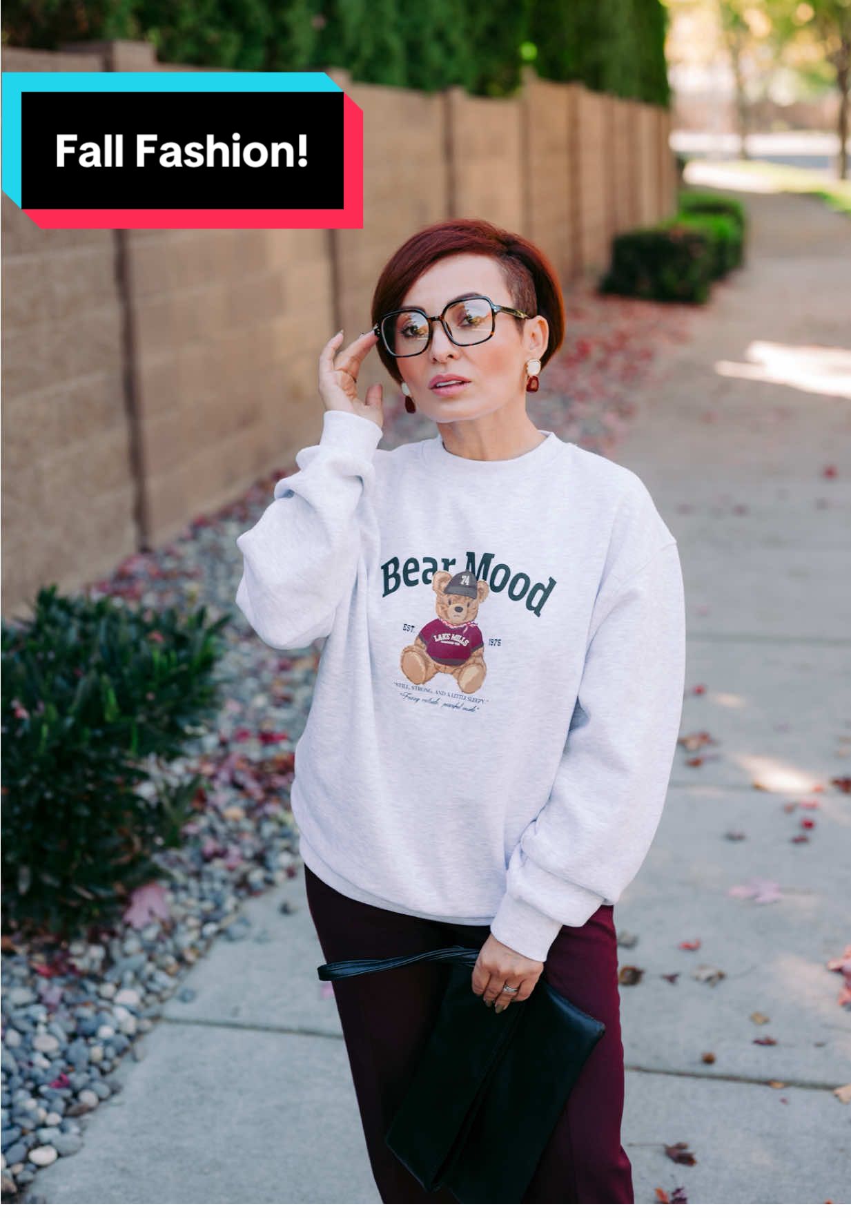 @Tatiana Abogabir  modeling ♥️☺️ #fallfashion #fallphotoshoot #posingtips #posesparafotos #otono @Nikon USA 