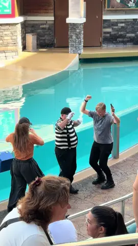 Dancing with the mime #dance #moves 