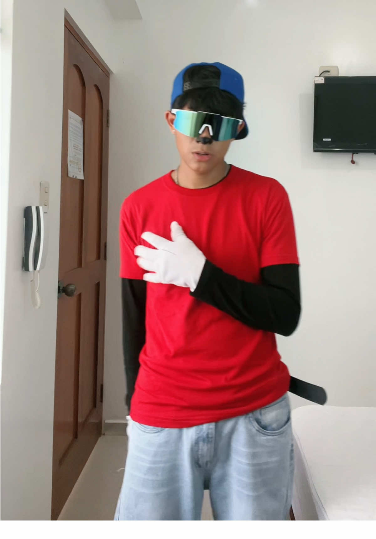 Y mi Roxanne? #maxgoof #hiimmax  #fyp #haloweenmakeup 