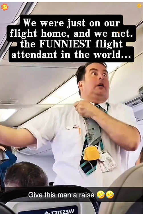 Fun Moments at the Airport✈️🤣😆#funny #tiktok #airport #fyp #funnyvideos #usaus #funnytiktok #prank #funnyprank #family 
