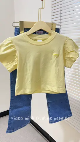 Gas jalan2 #outfitanakcewek #ootdanakperempuan #celanajeansanak #jeansanak #kaosanak 