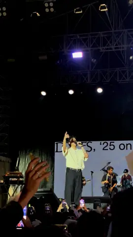 #everythinguare #hindia #konser  #bandarlampung #doves25onblankcanvas @Hindia 