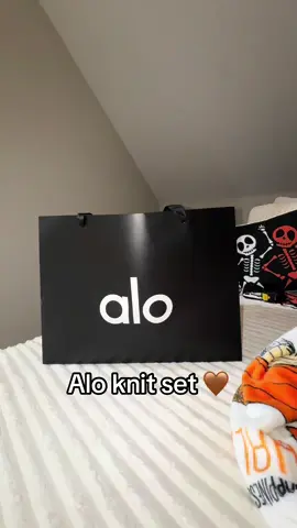 Alo knit set 🤎 perfect for fall @alo #aloset #alo #viral #outfit #fyp 