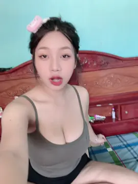 #xhhhhhhhhhhhhhhhhhh cưới sớm ah oi @Lâmslingshot 😙