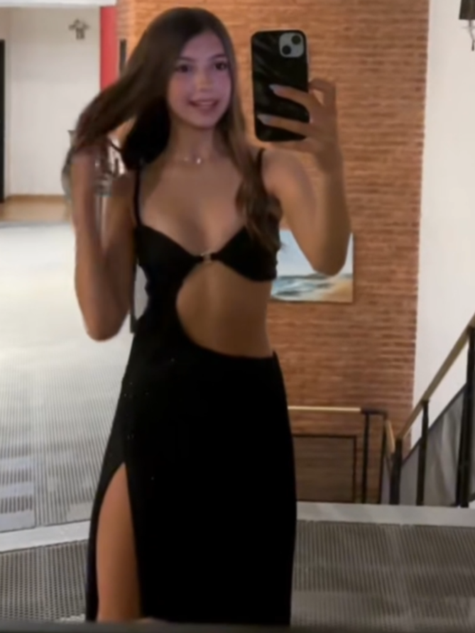 aguss famosa Artista modelo de belleza profesional y princesa en Argentina 🇦🇷 en las redes sociales y una belleza impresionante de esta señorita #lipsync #outfit #topmodels #tiktokshop #fypシ 