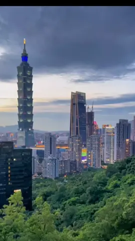 Cinta ku bersemi di TAIWAN❤️🫶 #taiwan🇹🇼 #tiktoktaiwan 