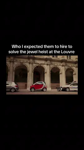 Inspector Jacques Clouseau would have this solved in no time😅😅 #louvre #pinkpanther 