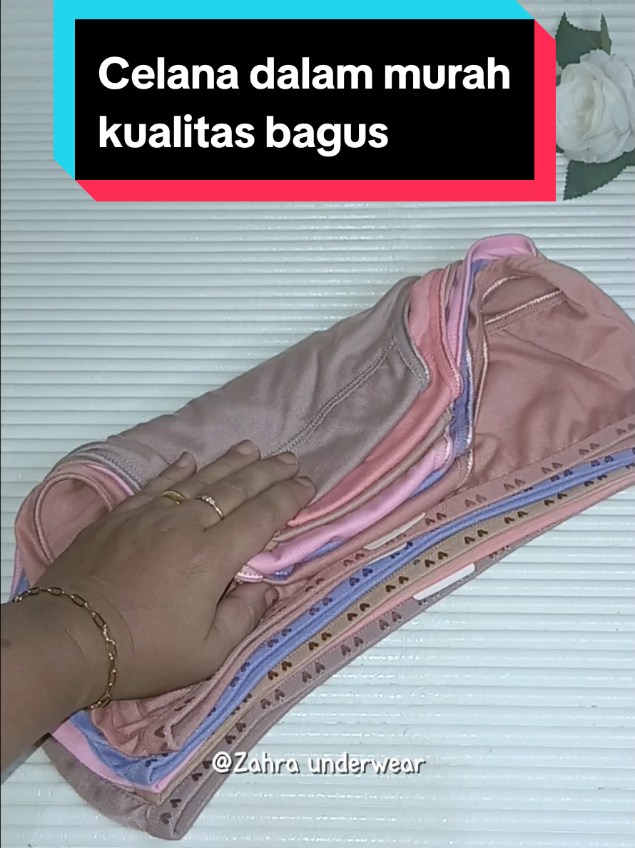 Buruan chekout sekarang celana dalam wanita fellicia 6 pcs gak sampai 40 ribuan#celanadalamwanitafellicia #celanadalamwanita #celanadalamwanitakareshi #modalkontendoang 