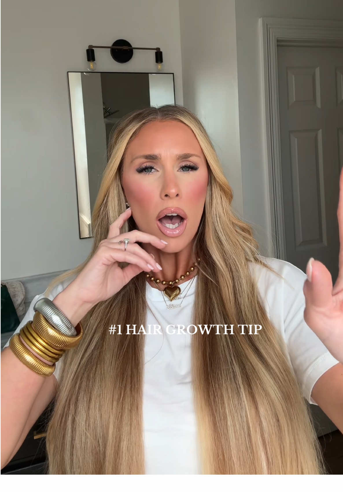 Using heat on your hair daily will ruin your hair quick, fast, and in a hurry! Best way to grow out hair? Minimal heat!  #hairtips #hairgrowthtips #postpartumglowup #hairgrowth 