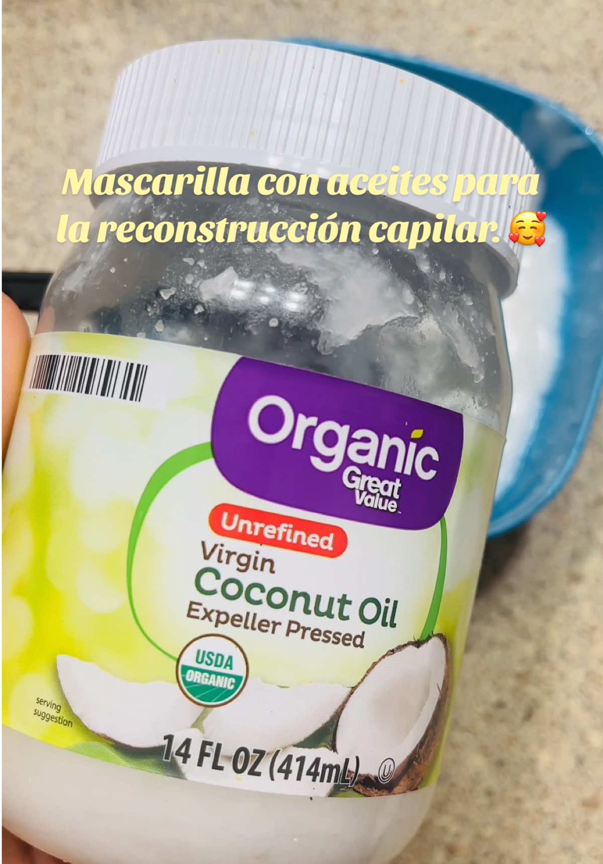 Te enseño como preparo  mi mascarilla con “Mascarilla de queratina +aceite de coco + biotin +romero + castor oil  = brillo, suavidad y fuerza 💆🏽‍♀️✨ Estoy empezando  mi reconstruccion capilar #HairCare #HealthyHair #NaturalHairTips #HairRoutine #aceitedecoco 