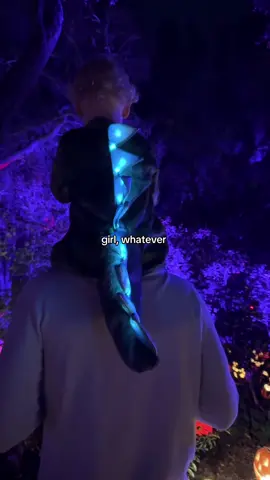 this trend but Halloween version