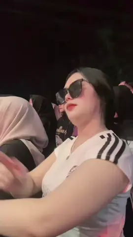 Slamat pagi, aku sudah siap nyrimpeti hari2mu mas #fypage 