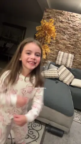 Ella tmbién quiso hacerlo 😂 #atodasmadres #humor #ladoñita 