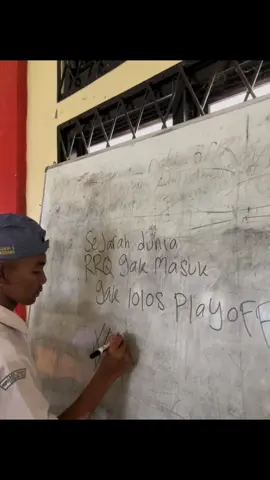 udah ya main raja rajaan#fyp #lewatberanda #rrqhoshi #galolosplayoff #mobilelegends 