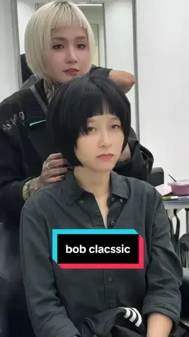 Hạ ơiiii , Anh Xa Em mấy mùa Phượng Rồiii😒😒😒#myhairstyle #hairstyle #xuhuongtiktok #côoanh #bobclassic 