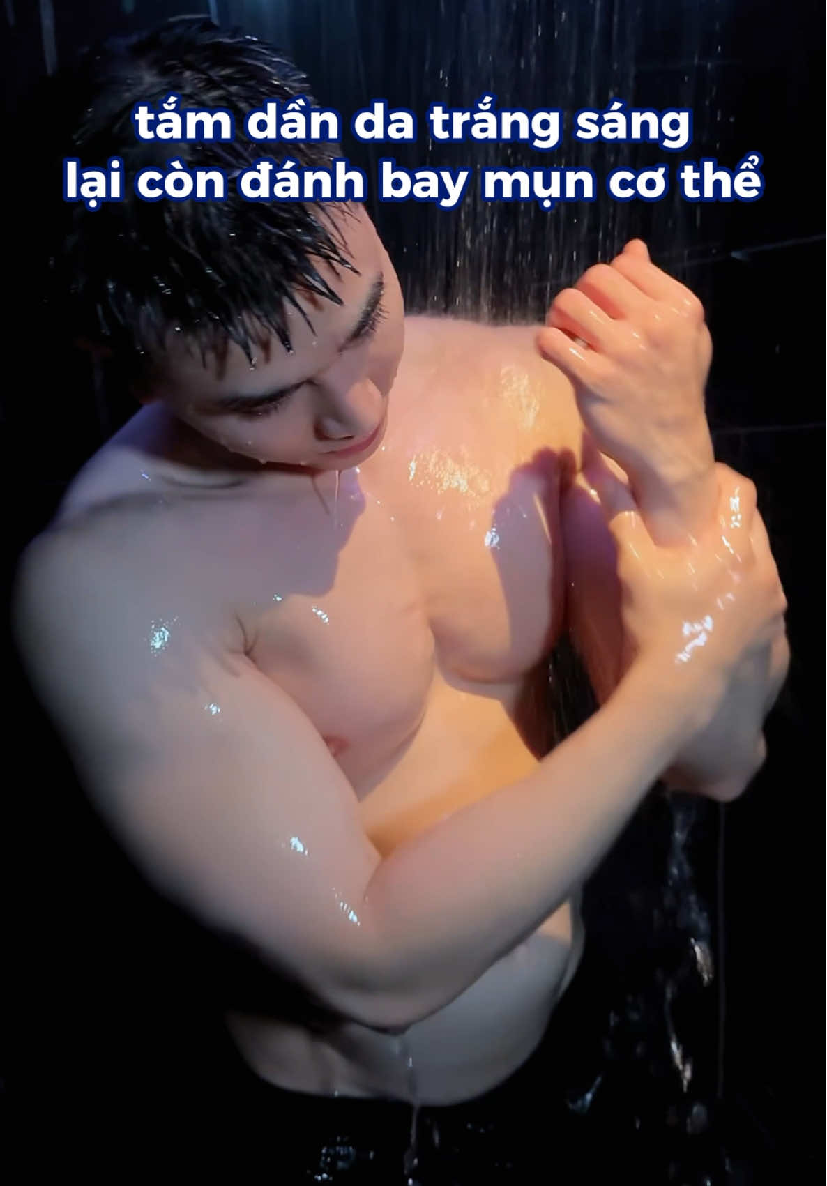 sữa tắm hổ trợ ngừa mụn sáng da hiệu quả cho nam, kết hợp tẩy tế bào. #sevenlab #danhchonam #suatam #nguamun #sangda 