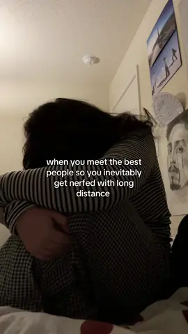 oh just a quick 3000 miles to hang out with my best friend 😅 #fyp #longdistancefriendship 