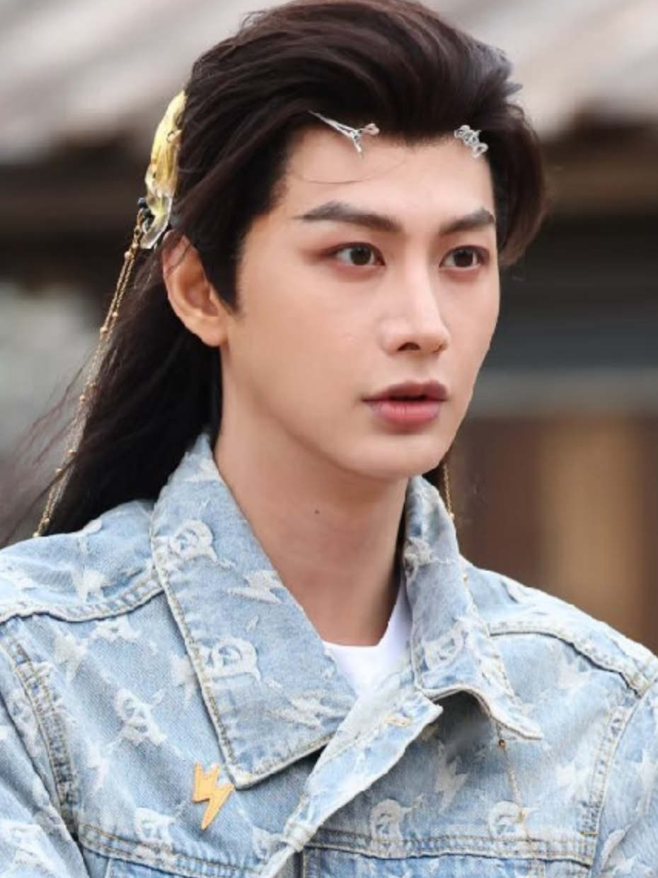 หล่อเกินต้าน #เหอเจี้ยนฉี  #hejianqi  #เทรนด์วันนี้ #กระแสมาแรง #กระแสข่าวดัง 