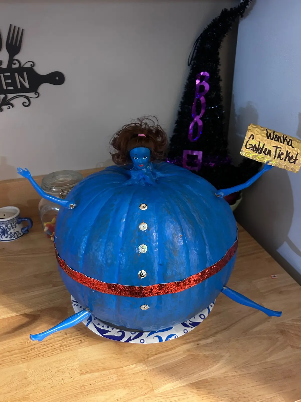 Pumpkin painting with the family 🎃🎃