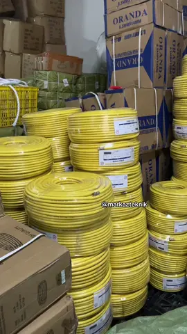 Selang kompresor kuning 💛 Panjang 50m & 100m, lentur, tebal, tahan tekanan tinggi! 💨 #selang #angin #kompressor #kuning #panjang 