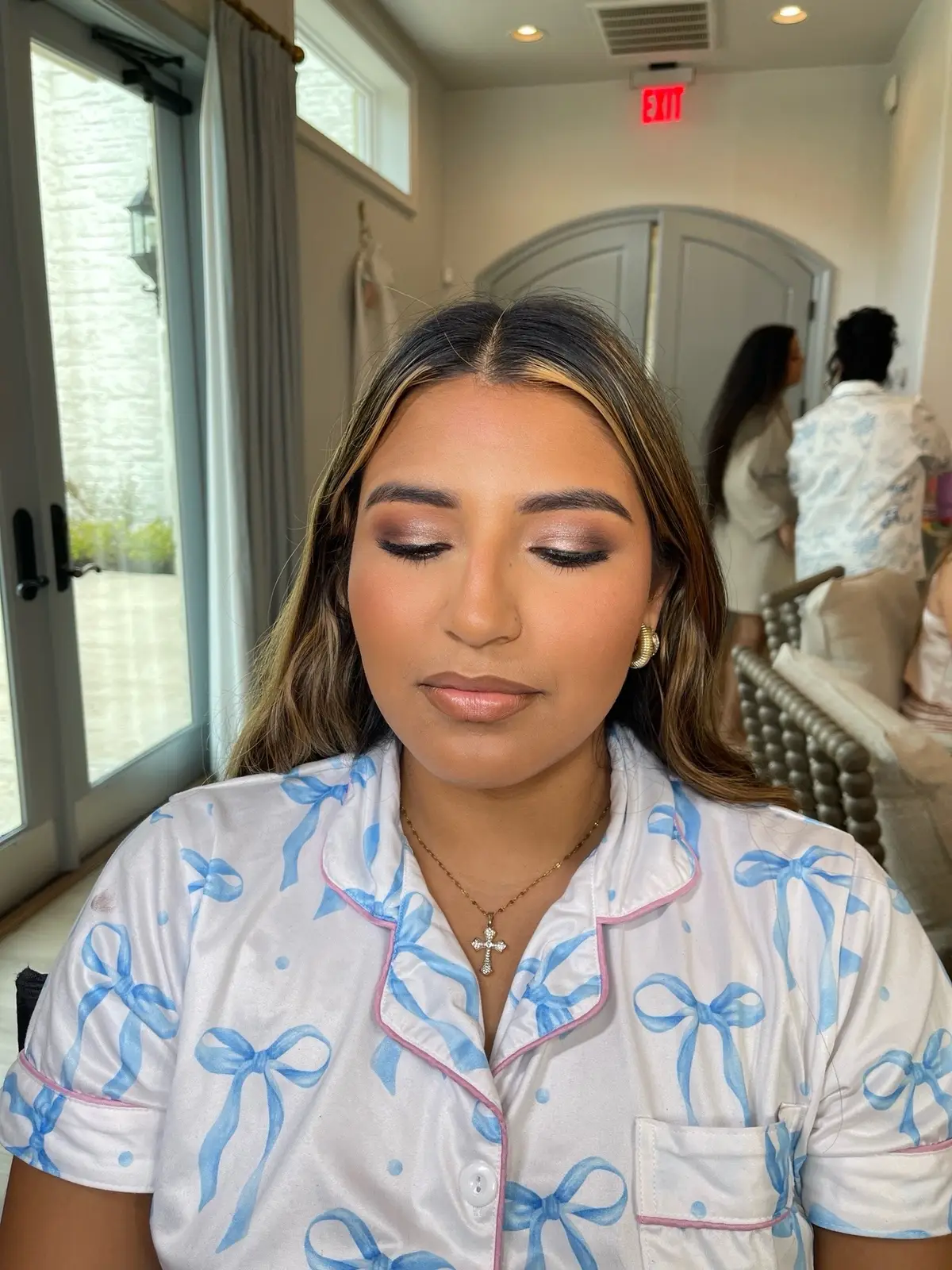 I’ve always tried to keep my Makeup & Hair  career separate but I decided to try not  compartmentalizing my different identities and start sharing my client work on my personal TikTok. Here are just a couple of shots from one of my weddings this weekend! Some of my favorite products used: @Mo@Moroccanoilirsprays  @Kr@KryolanOfficialrbrush makeup Skin prep: @Ki@Kiehl's Since 1851An@Anastasia Beverly Hillsp liners @To@Too Facedcoa bold lipsticks  @Ra@Rare Beautylush @ma@makeupbymarioster mattes palette  @ta@tarte cosmeticsrtlette in bloom palette  Wedding inquiries: theglambridecollective@Gmail.com Special occasion inquiries: helloMelissamakeupandhair@gmail.com #th#thewoodlandsa#makeupandhairu#mua