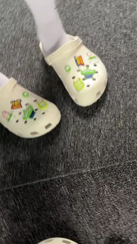 Sandal lucu nih